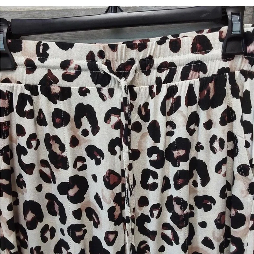 XXL Lounge Bottoms Leopard Print Pants - Picture 5 of 6